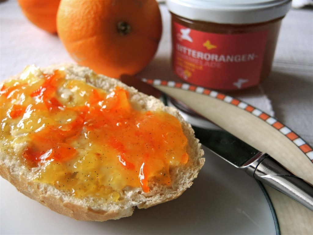 Bitterorangenmarmelade mit Vanille - Chilirosen