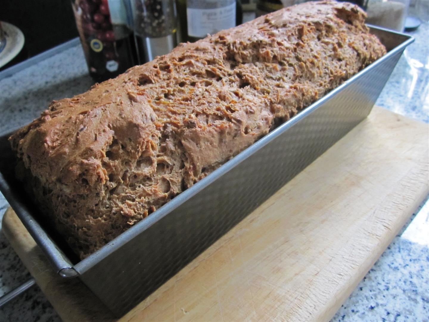 Saftiges Dinkel-Vollkornbrot - Lieblingsbrot - Chilirosen