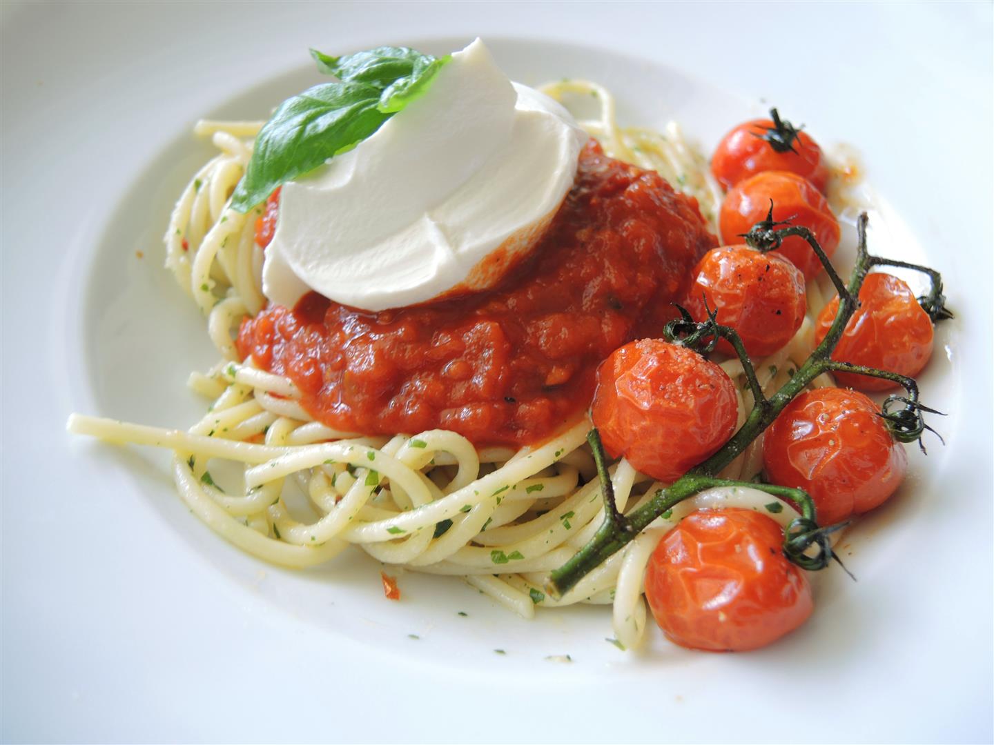 Knoblauch-Spaghetti - wie in der Sansibar - Chilirosen