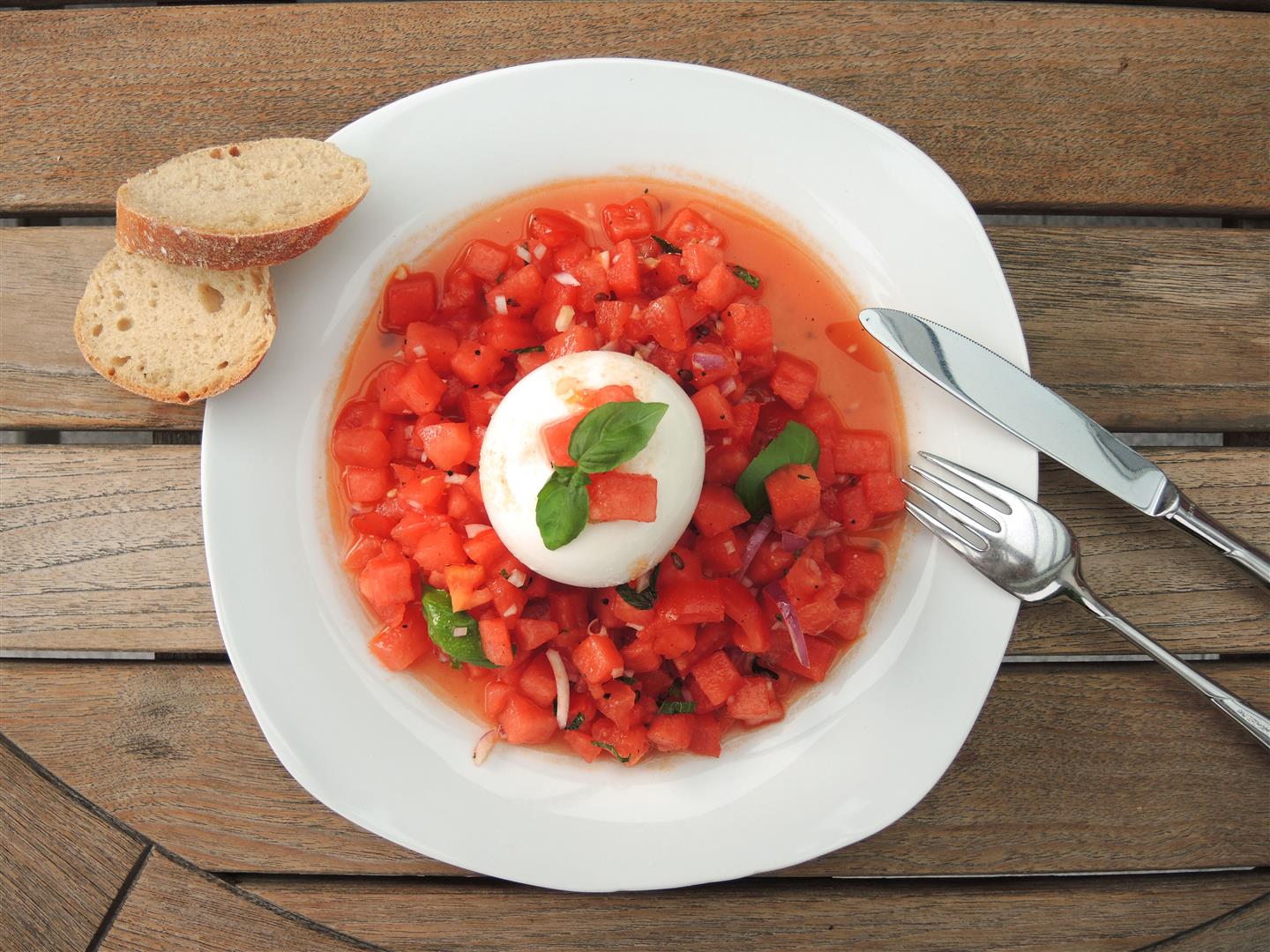 Wassermelonen-Tomaten-Salat (3)