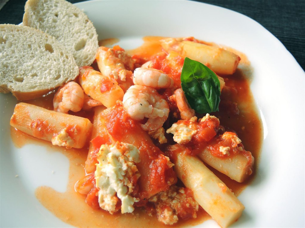 Spargelgratin mit Garnelen - Chilirosen