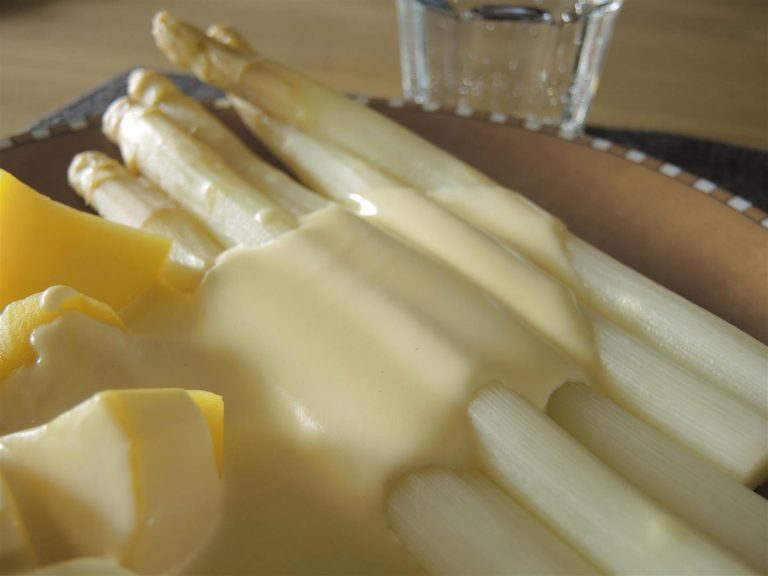 Leichte Sauce Hollandaise - die zweite... noch besser! - Chilirosen