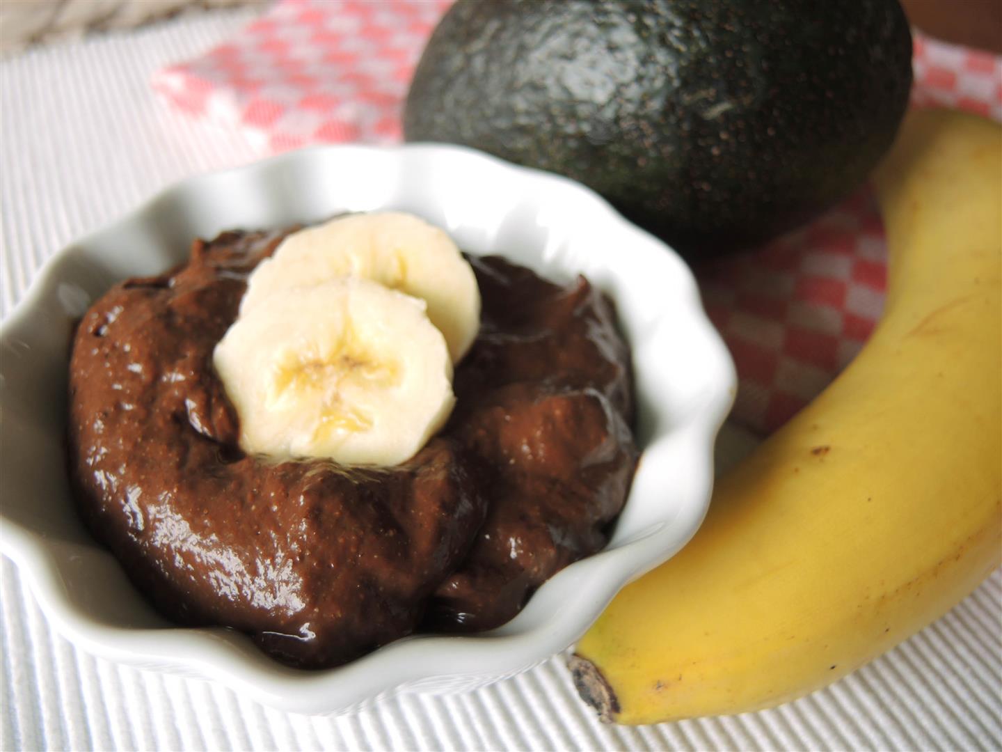 Schoko-Pudding mit Avocado – low carb - Chilirosen