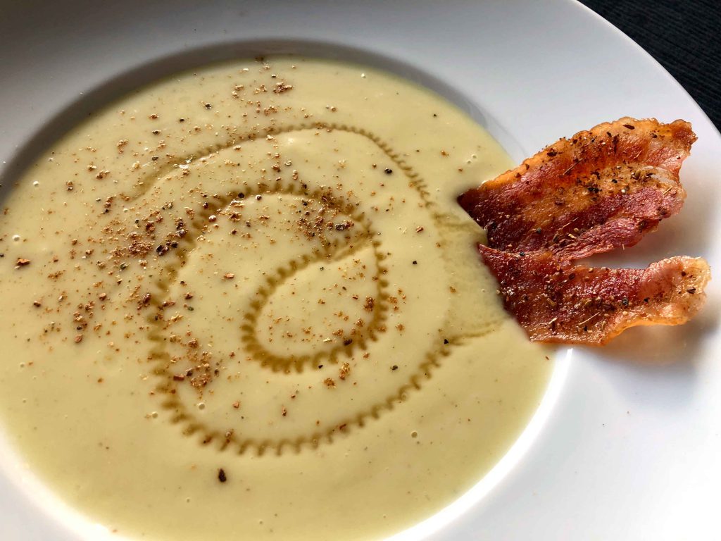 Selleriecremesuppe mit Honig und Bacon – unser Dinner für 10 - Chilirosen